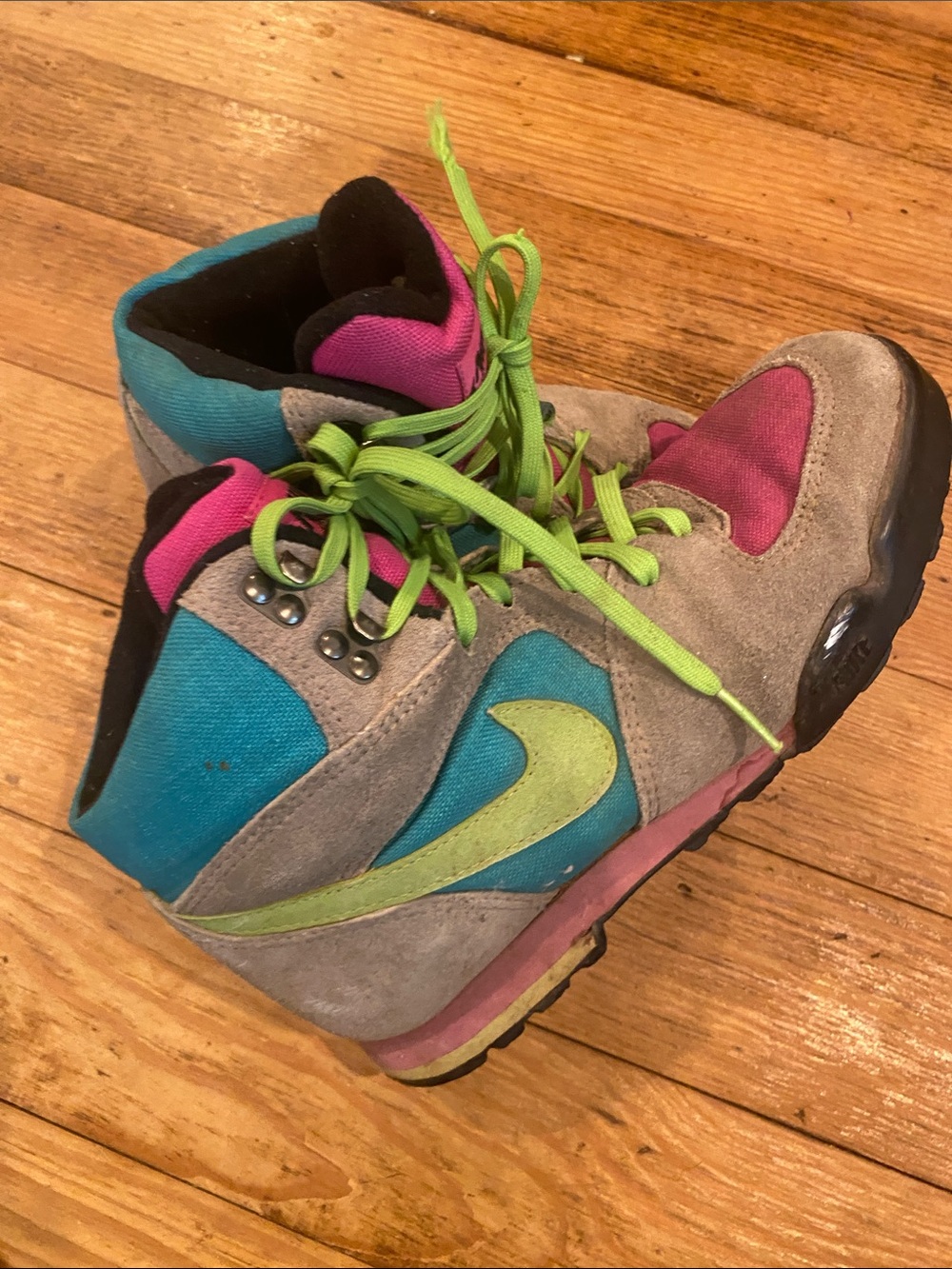 Vintage Nike Women High-Top Sneakers